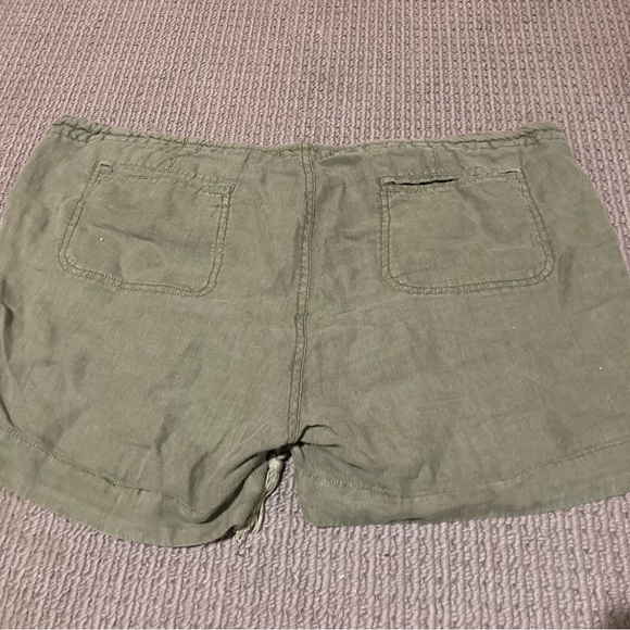 Women’s Lucky Brand Olive Linen Shorts - Picture 4 of 5